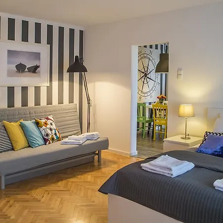 Puckapartments